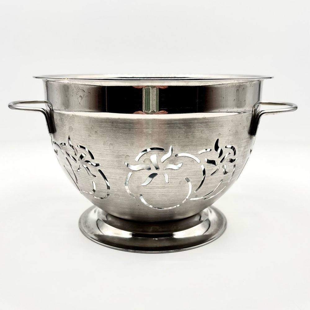 Stainless Steel Footed Colander With Tomato Cut Outs